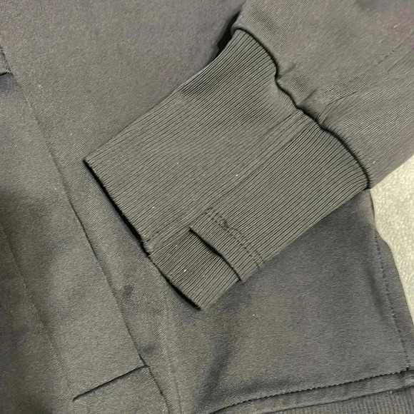 🩷 Athleta Black Cropped Hoodie - Picture 2 of 5